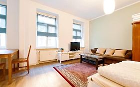 Schöne Ferienwohnung in Plagwitz nahe Karl-Heine-Straße -Netflix, WLAN, Waschmaschinet